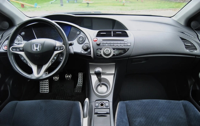 Honda Civic cena 20900 przebieg: 221000, rok produkcji 2007 z Krzeszowice małe 172